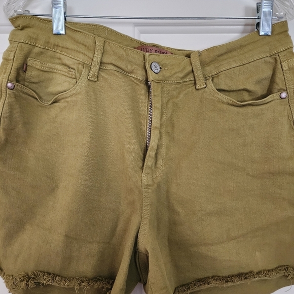 Judy Blue Denim Dyed Shorts Matcha Midrise Women Size 1xl - Picture 9 of 9